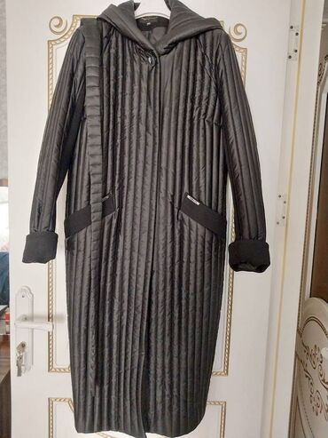 женское пальто с мехом: Пальто L (EU 40), XL (EU 42), цвет - Черный