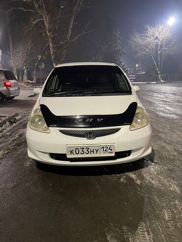 spalnyj krovat 1 5: Honda Fit: 2002 г., 1.5 л, Вариатор, Бензин