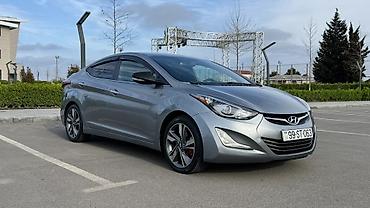 yan güzgülər s: Hyundai Elantra sedan – gümüşü rəng, xarici görünüşü dinamik xətlər və — 1