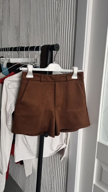 Ботинки и ботильоны: Цена: Коричневая 3имняя обувь (38р) 500 сом Розовые ботинки на — 18