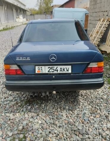 мрс 210: Mercedes-Benz W124: 1986 г., 2.3 л, Автоматические, Бензин, Седан