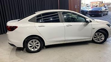 шевролет оних: Chevrolet Onix: 2021 г., Автомат, Бензин, Седан — 4