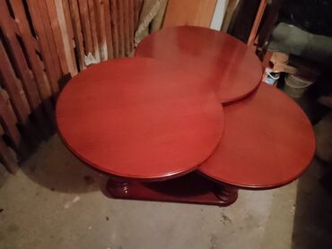 sto za sminkanje novi sad: Club tables, Round, Wood, Used