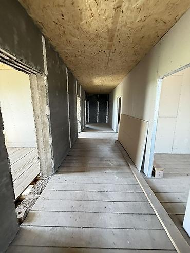 Продажа коттеджей и домов: Комната под отделку в каркасном доме - Площадь: ориентировочно 10–14 — 5