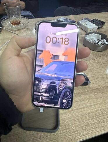 Apple iPhone: IPhone 13, 256 GB, Matte Silver, Simsiz şarj, Face ID