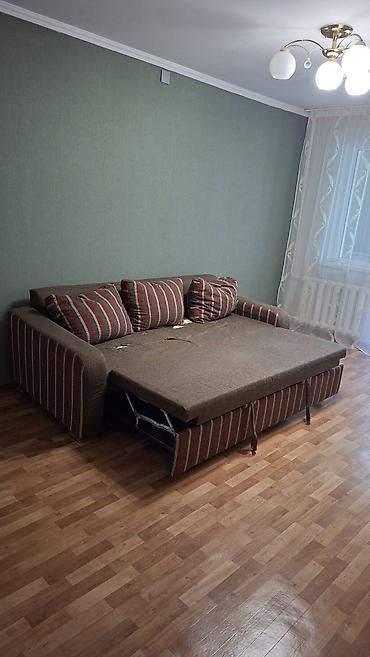 отдам даром кресло: Раскладной диван-кровать с подушками - Механизм: выкатной/раскладной — 3