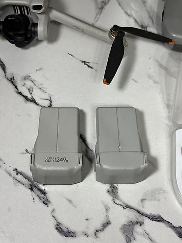 эт болук: DJI Mini 3 Что входит: - Квадрокоптер DJI Mini 3 (на корпусе — 4