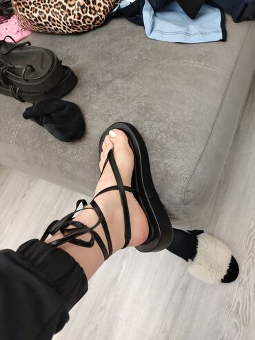 женские сандали adidas adilette: Ölçü: 37, rəng - Qara, Yeni