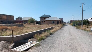 пол участка: 4 соток, Для строительства, Красная книга