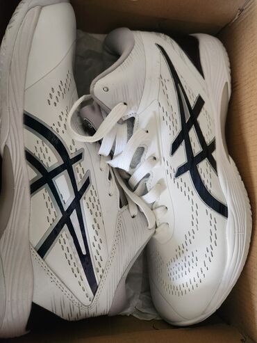 exgyan набор цена бишкек: Эркектердин кроссовкасы, 40.5, Asics, Жаңы, түсү - Ак, Акылуу жеткирүү