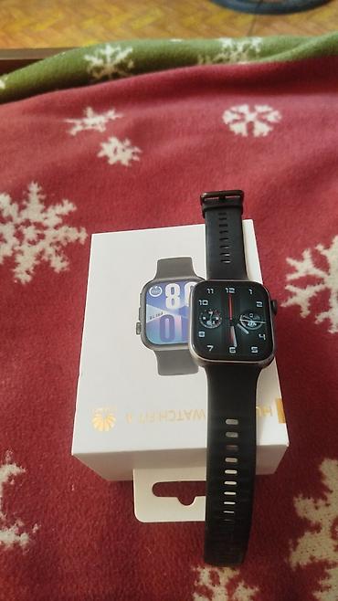 Huawei Watch Fit 4 ağıllı saat Xüsusiyyətlər: - Dördbucaqlı böyük