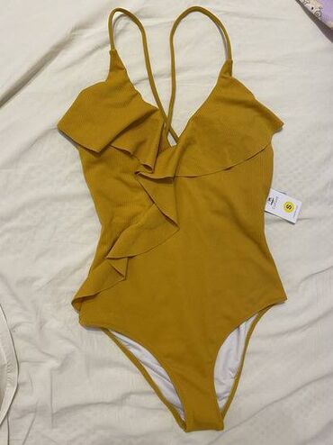 crno odelo i bele patike: S (EU 36), Spandex, Single-colored, color - Yellow