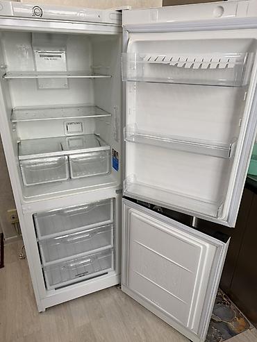 fridge: Холодильник Indesit, Б/у, Двухкамерный, Total no frost, 60 * 170 * 60 — 3