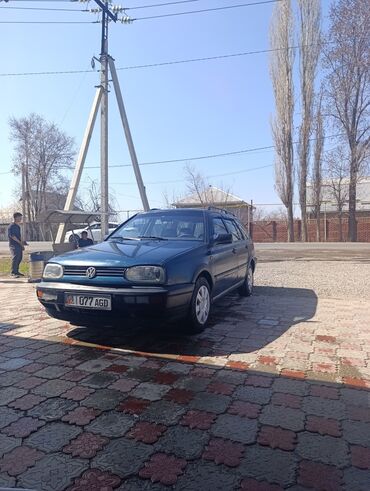 голф 4 автамат: Volkswagen Golf: 1995 г., 1.8 л, Механика, Бензин, Универсал