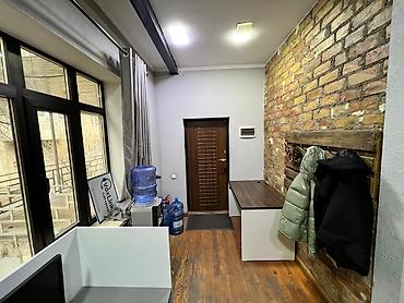 Продажа офисов: Продажа офисов 75 м², С ремонтом, С мебелью, Административное здание, 1 этаж — 7