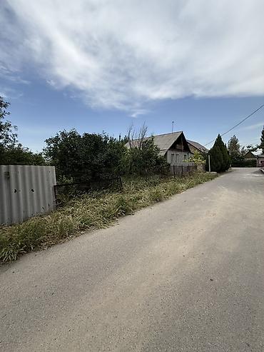 Жер тилкелери: 5 соток, Курулуш — 3