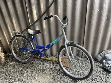 велосипед трехколесный: Продаю велосипед абсолютно новый, купили ребенку но оказался слишком