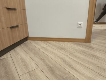 Напольные работы: Стяжка пола, Выравнивание пола, Укладка теплого пола | Наливные полы, Ковролин, Линолеум Больше 6 лет опыта — 19