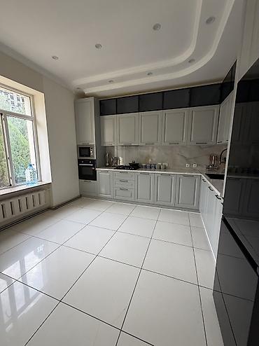 2 6: 350 м², 6 комнат — 6