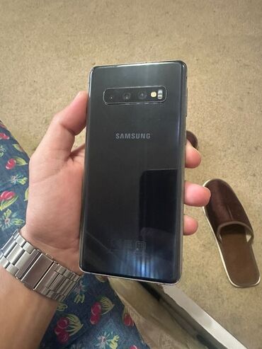 телефоны бэушные: Samsung Galaxy S10, 128 ГБ, 2 SIM