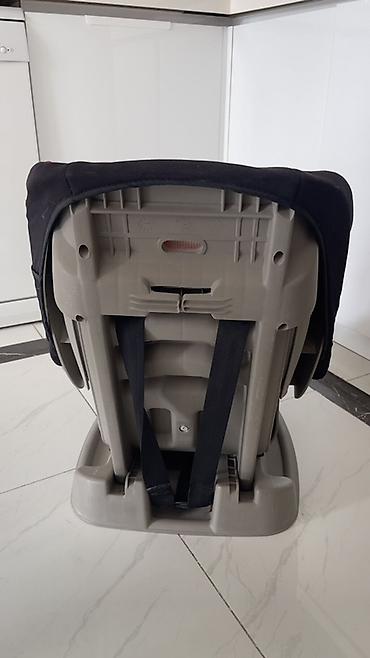Автокресла: Uşaq avtomobil oturacağı - Rəng: qırmızı/qara, möhkəm plastik baza — 4