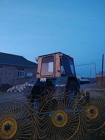 Коммерческий транспорт: MTZ Belarus tipli mavi traktor, Kənd təsərrüfatı Hamsı bir yerdə — 6