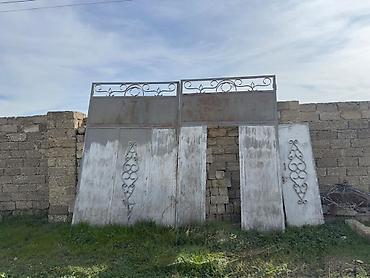 demir qapi bezekleri: Məhsul: Dəmir darvaza və yan qapılar dəsti Təsvir: - Material — 1