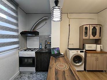 flat osh: 1 комната, 34 м², Аламедин-1 мкр 105 серия, 1 этаж, Дизайнерский ремонт — 3