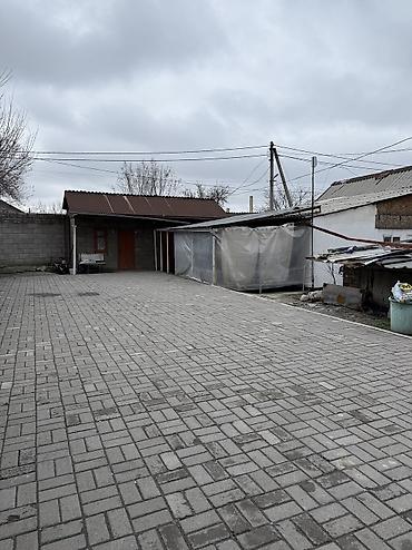 Продажа коттеджей и домов: 🏡 Продаётся угловой дом в Кызыл-Аскере 🔹 Участок — 5 соток 🔹 Дом — 80 — 4