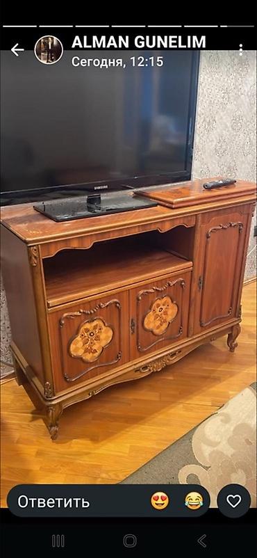 Klassik üslubda taxta TV tumbası/komod. - Material: massiv ağac və