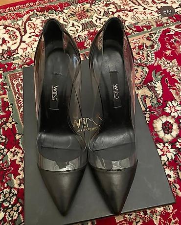 Tuflilər: Qadın üçün klassik stilettolar - Brend: WAND Paris (etiketdə — 2