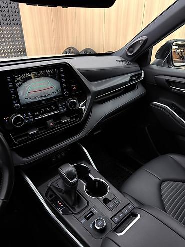 Toyota: Toyota Highlander: 2021 г., 3.5 л, Автомат, Бензин, Кроссовер — 10