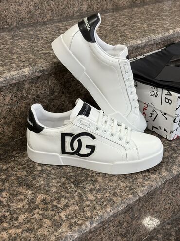 свадебные платья в бишкеке цены на прокат: Мужские кроссовки, 40, Dolce & Gabbana, Новый, цвет - Белый, Самовывоз