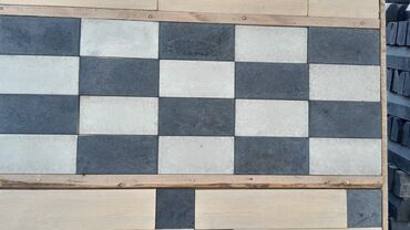 Ağlay: Aglay Ve Tamet Daşlarinin Satişi Bir Başa Sexde — 19