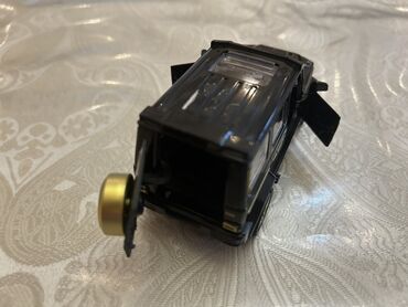 Avtomobil modelləri: Brabus G-Class metal oyuncaq avtomobil modeli - Miqyas: təxminən 1:32 — 7