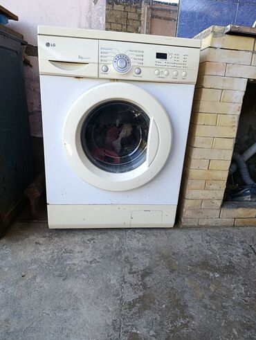 Paltaryuyan maşınlar: Paltaryuyan maşın LG, 5 kq, Avtomat, Qurutmasız, Kredit yoxdur