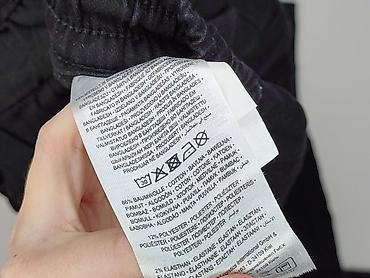 czarne cargo pull and bear: FSBN, Spodnie cargo damskie, rozmiar S — 5