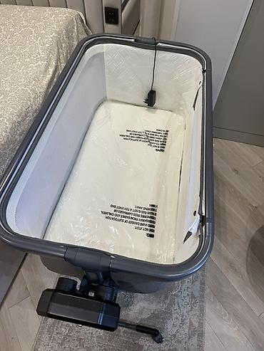 elektrikli dosek: Kidilo yan-beşik (elektriklə yellənən) Xüsusiyyətlər: - Körpə üçün — 2