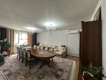 продается дом в беловодске: 100 м², 5 комнат, Старый ремонт Кухонная мебель