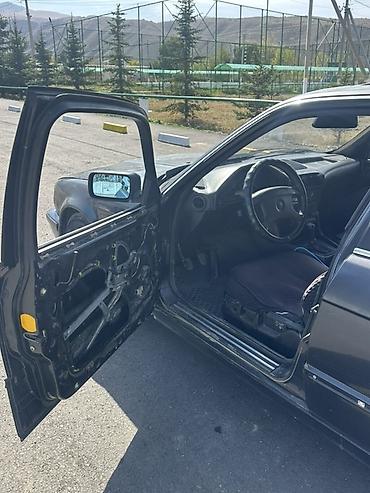 BMW: BMW 5 series: 1993 г., 2 л, Механика, Бензин, Седан — 10