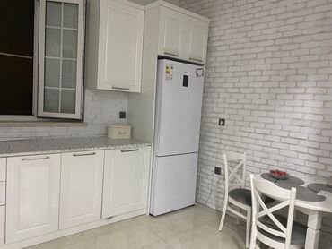 Uzunmüddətli kirayə evlər: 100 kv. m, 3 otaqlı, Kombi, Qaz, İşıq -da lalafo.az — 2 Uzunmüddətli kirayə evlər: 100 kv. m, 3 otaqlı, Kombi, Qaz, İşıq — 2