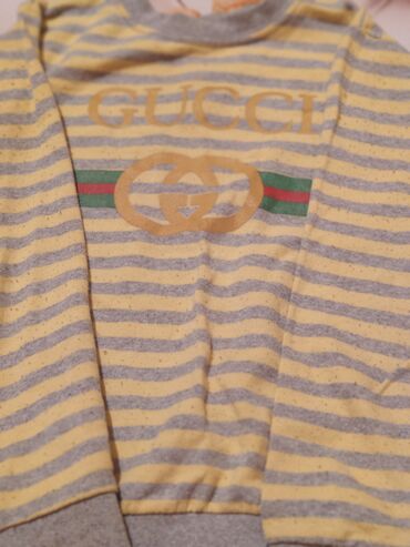 Məktəb çantaları: Koftalar 1 manat yuyulub temizdi .Balaca olduguna gore satilir .Ucuz — 9