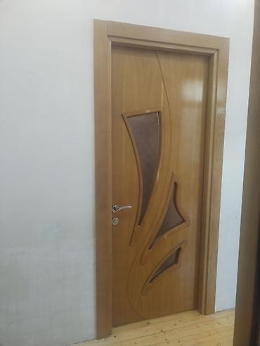 poluq taxta: Taxta otaq qapısı – dekorativ şüşəli model - Material: təbii ağac — 1