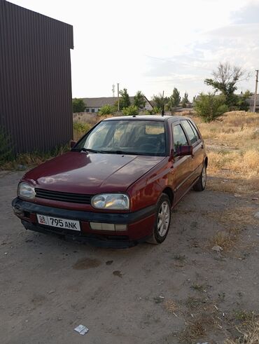 Volkswagen: Volkswagen Golf: 1992 г., 1.8 л, Механика, Бензин, Седан