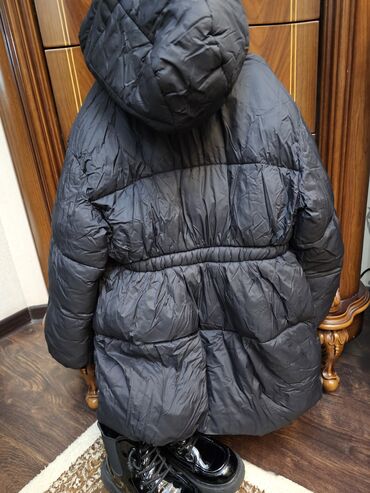 Верхняя одежда: Продаю верхнюю одежду на девочку от 7-9 лет одежда новая или в — 13