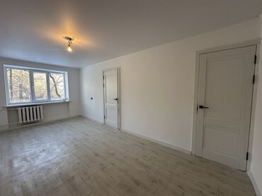 Продажа квартир: 2 комнаты, 40 м², Хрущевка, 1 этаж, Евроремонт