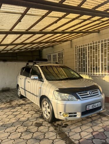 Toyota Ipsum: 2003 г., Газ, Минивэн