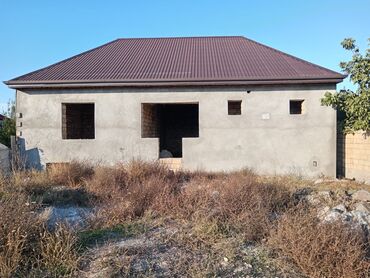 qalada satilan heyet evleri arenda az: 4 otaqlı, 110 kv. m, Kredit yoxdur, Təmirsiz