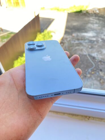 Apple iPhone: IPhone 13 Pro, Б/у, 128 ГБ, 77 %