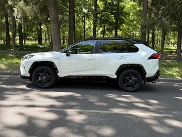 Toyota: Toyota RAV4: 2019 г., 2.5 л, Автомат, Гибрид, Внедорожник
